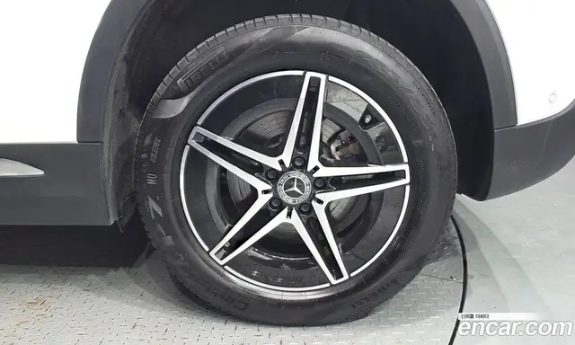 Mercedes-Benz EQA 2024 0.2 автомат (гидро), миниатюра 7