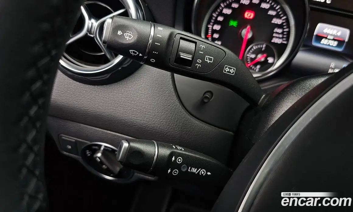 Mercedes-Benz GLA-Class 2017 2.0 автомат (гидро), фото 30