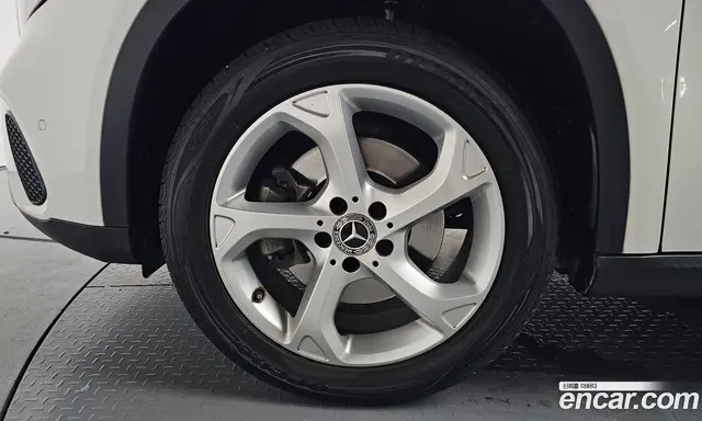 Mercedes-Benz GLA-Class 2017 2.0 автомат (гидро), миниатюра 5