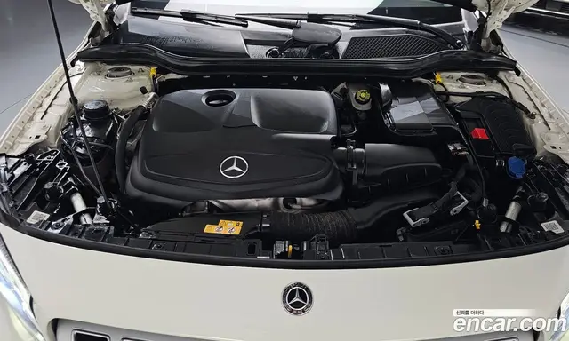 Mercedes-Benz GLA-Class 2017 2.0 автомат (гидро), миниатюра 6
