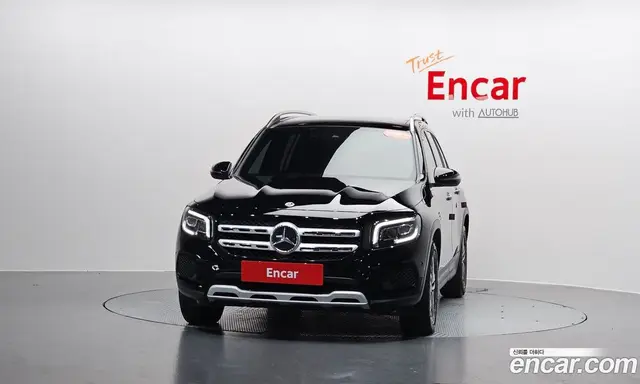Mercedes-Benz GLB-Class 2021 1.9 автомат (гидро), миниатюра 2