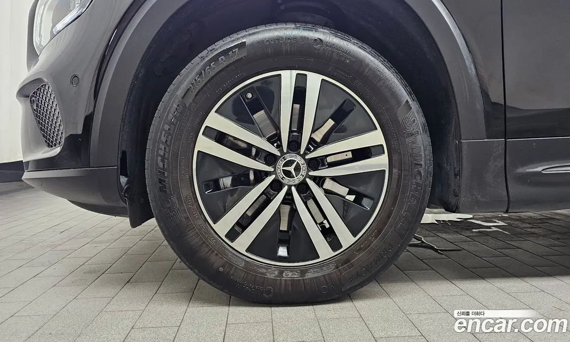 Mercedes-Benz GLB-Class 2021 1.9 автомат (гидро), фото 4