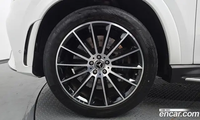 Mercedes-Benz GLE-Class 2022 2.9 автомат (гидро), миниатюра 4