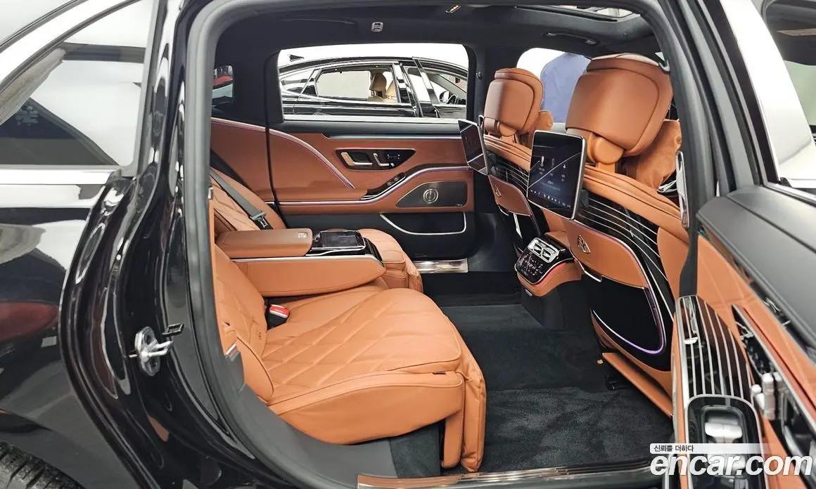 Mercedes-Benz S-Class 2024 4.0 автомат (гидро), фото 18