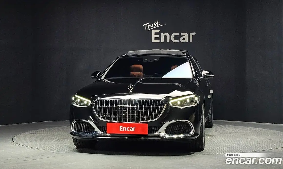 Mercedes-Benz S-Class 2024 4.0 автомат (гидро), фото 3