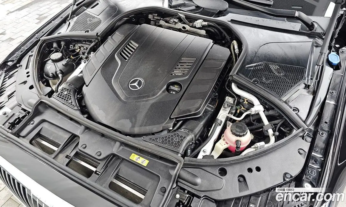Mercedes-Benz S-Class 2024 4.0 автомат (гидро), фото 6
