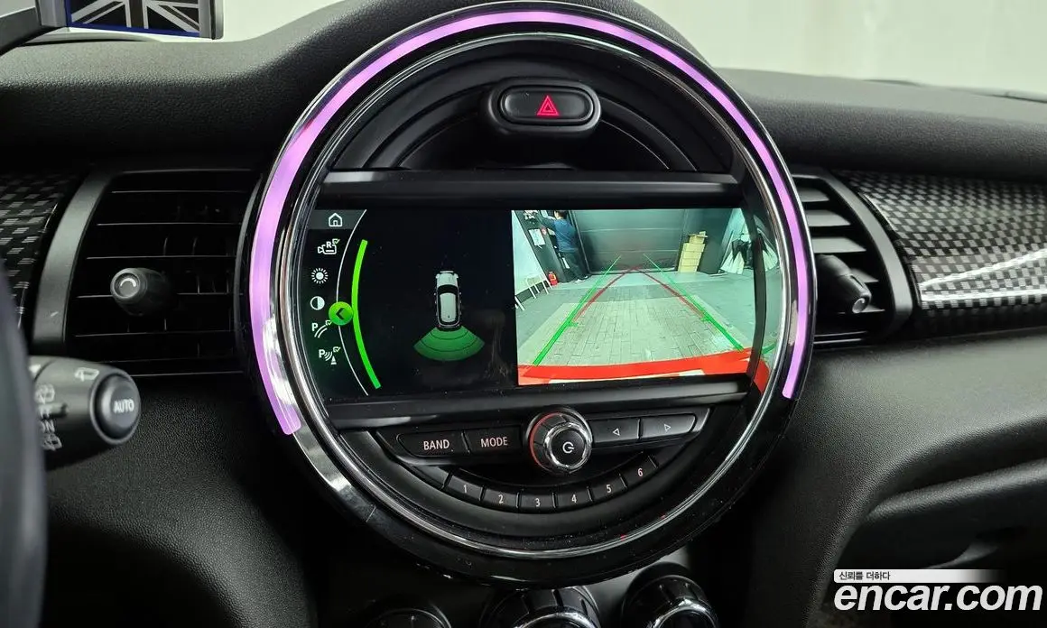 Mini Cooper 2018 2.0 автомат (гидро), фото 15 Mini Cooper 2018 2.0 автомат (гидро), фото 15