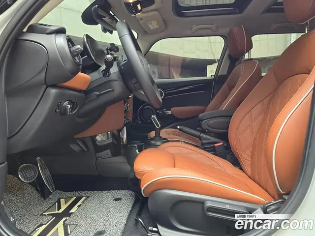Mini Cooper 2022 2.0 автомат (гидро), миниатюра 11