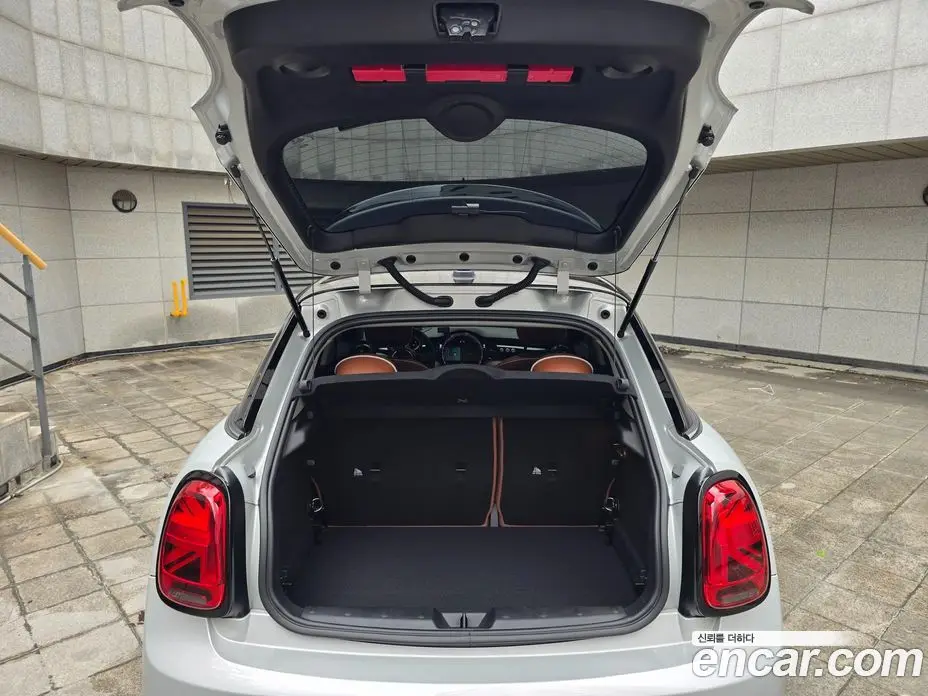 Mini Cooper 2022 2.0 автомат (гидро), фото 13