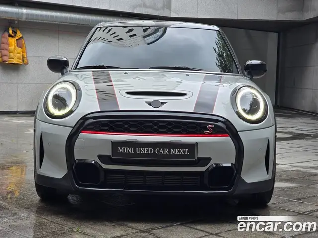 Mini Cooper 2022 2.0 автомат (гидро), миниатюра 3