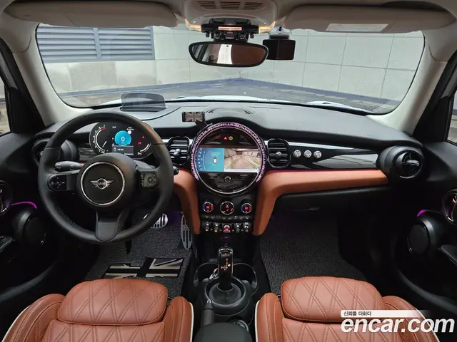 Mini Cooper 2022 2.0 автомат (гидро), миниатюра 7