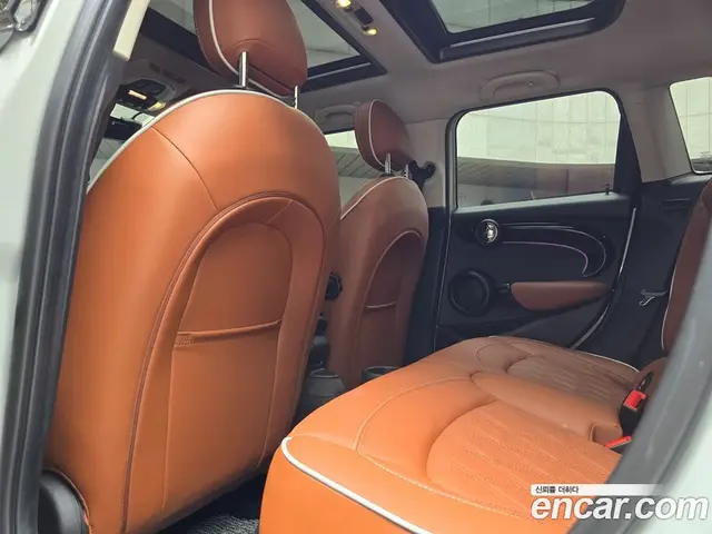 Mini Cooper 2022 2.0 автомат (гидро), миниатюра 10