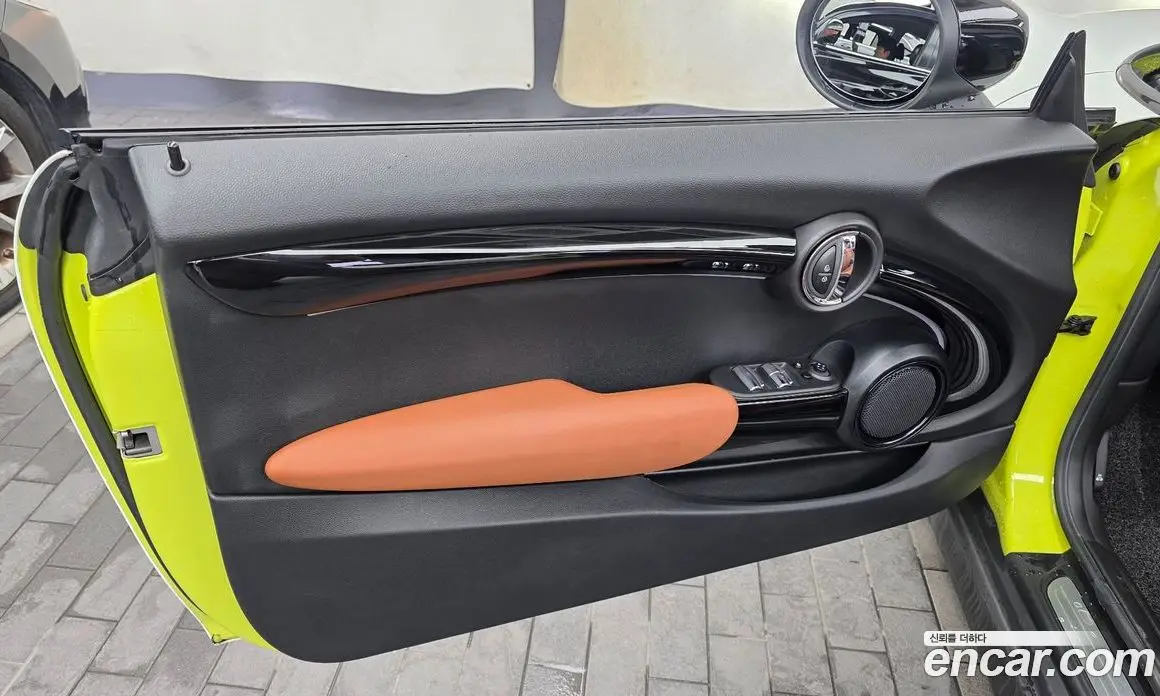 Mini Cooper Convertible 2022 2.0 автомат (гидро), фото 14