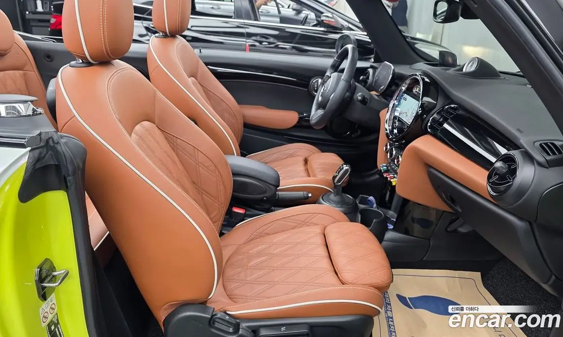Mini Cooper Convertible 2022 2.0 автомат (гидро), фото 16