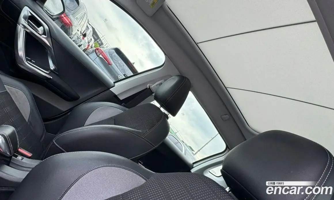 Peugeot 2008 2016 1.6 автомат (гидро), фото 15