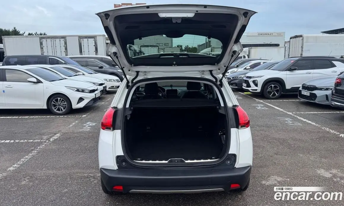 Peugeot 2008 2016 1.6 автомат (гидро), фото 20