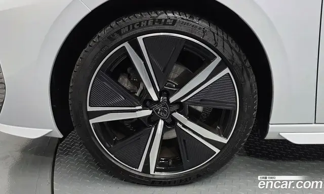 Peugeot 308 2024 1.2 автомат (гидро), миниатюра 5