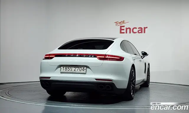 Porsche Panamera 2018 3.0 автомат (гидро), миниатюра 4