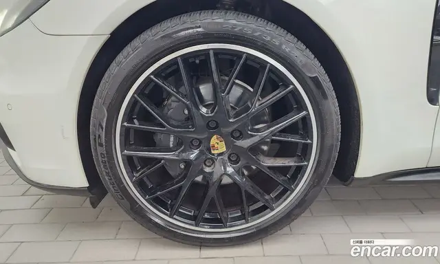 Porsche Panamera 2018 3.0 автомат (гидро), миниатюра 5