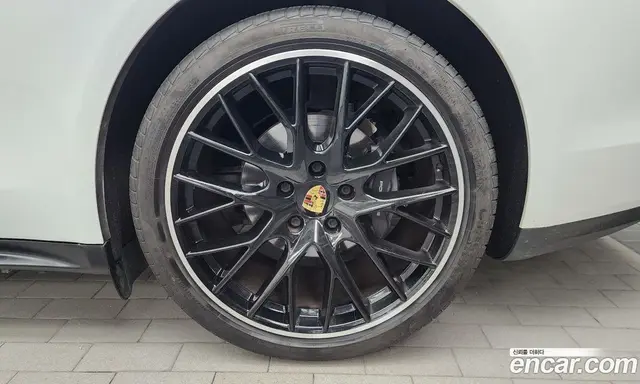 Porsche Panamera 2018 3.0 автомат (гидро), миниатюра 7