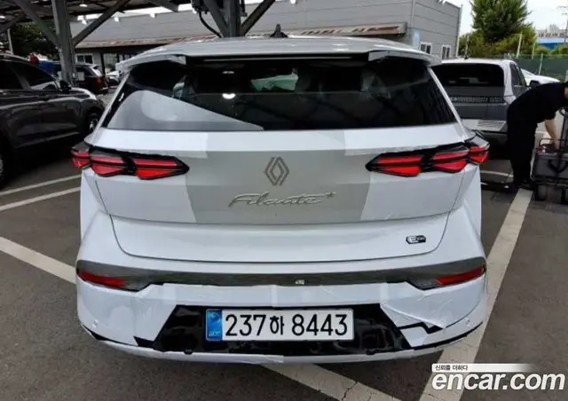 Renault (Samsung) Fluence 2026 1.5 автомат (гидро), миниатюра 3