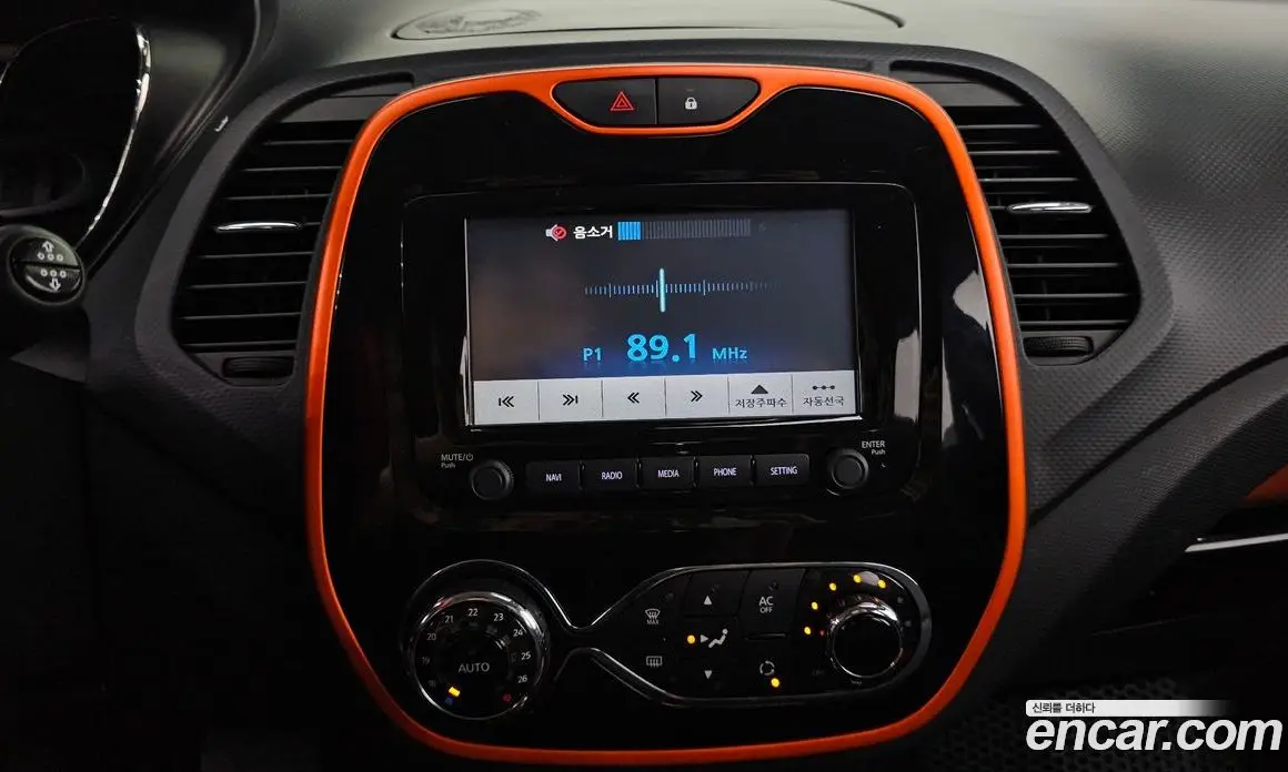 Renault (Samsung) QM3 2014 1.5 автомат (гидро), фото 13