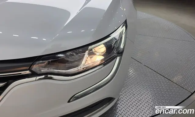 Renault (Samsung) SM6 2018 2.0 автомат (гидро), миниатюра 8