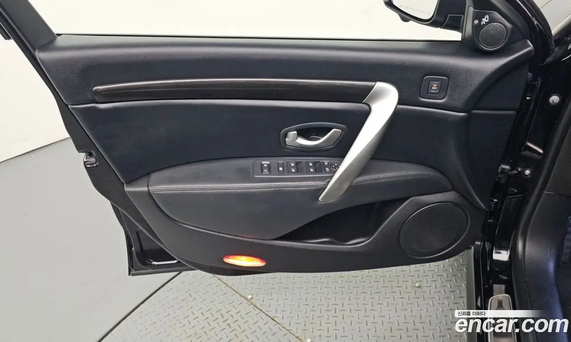 Renault (Samsung) SM7 2017 2.0 автомат (гидро), фото 14