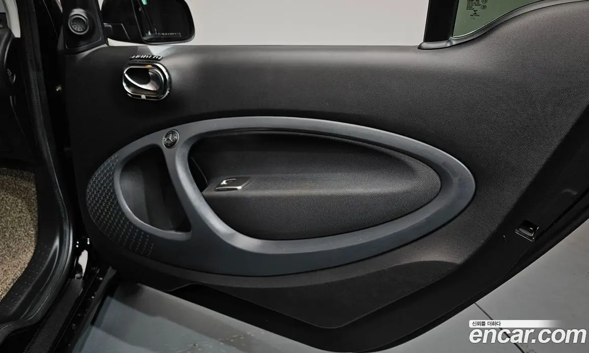 Smart Fortwo 2016 1.0 автомат (гидро), фото 13