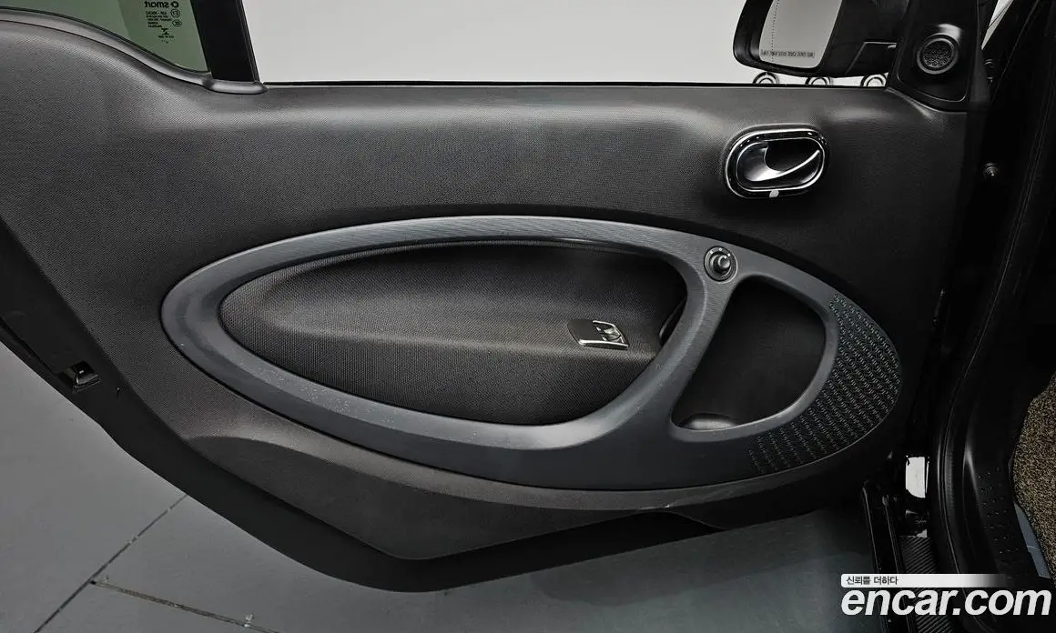 Smart Fortwo 2016 1.0 автомат (гидро), фото 14