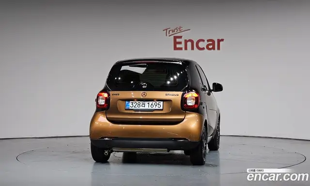 Smart Fortwo 2016 1.0 автомат (гидро), миниатюра 3