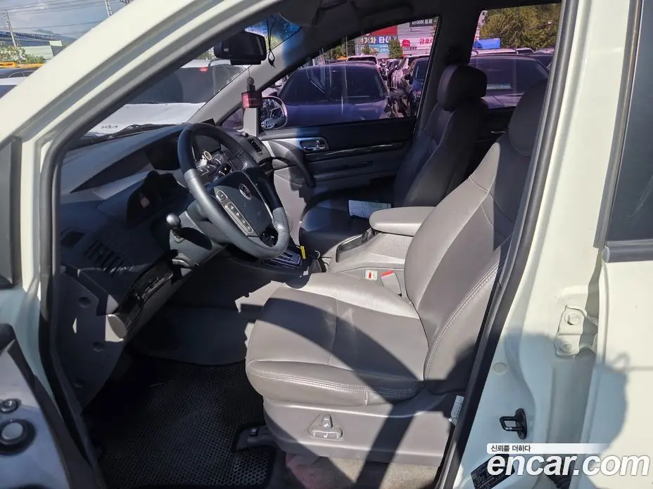 SsangYong Korando 2013 2.0 автомат (гидро), фото 4