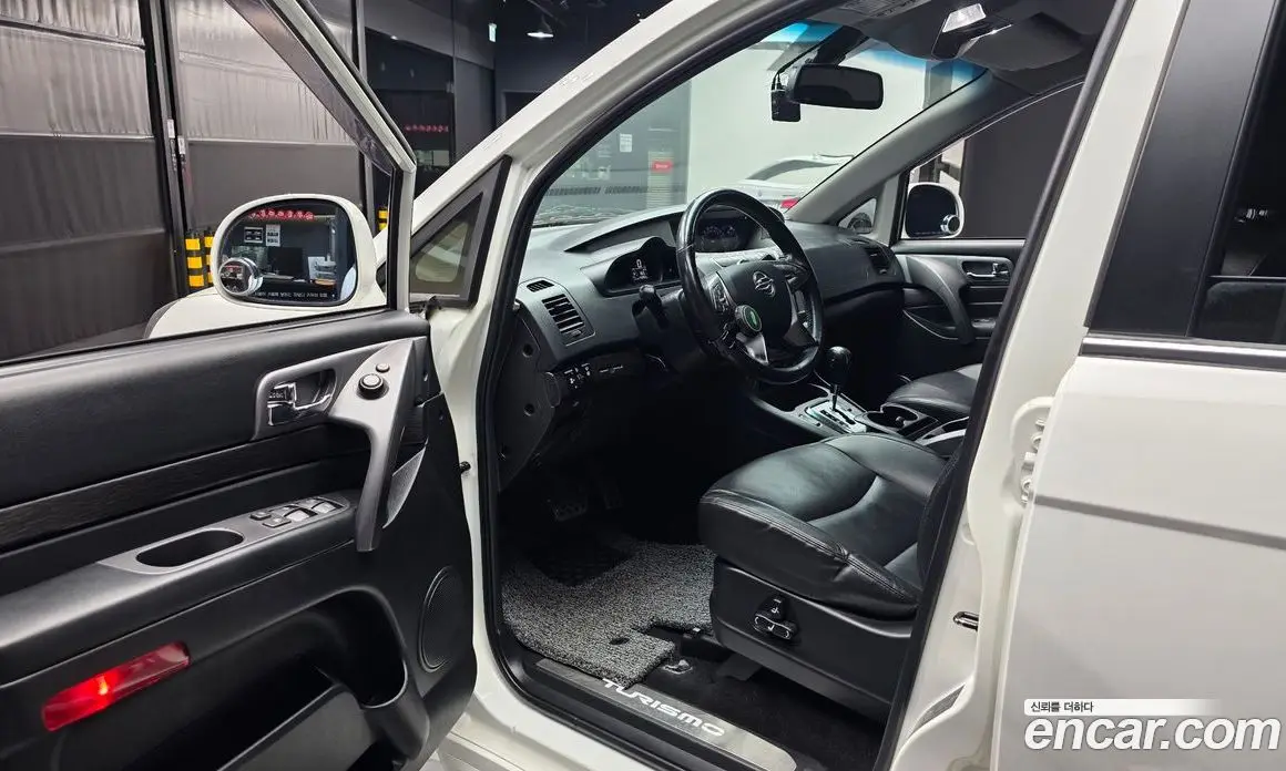 SsangYong Korando 2017 2.2 автомат (гидро), фото 13