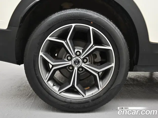 SsangYong Korando 2021 1.5 автомат (гидро), миниатюра 5