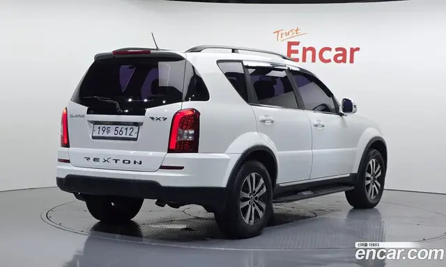 SsangYong Rexton 2014 2.0 автомат (гидро), миниатюра 2