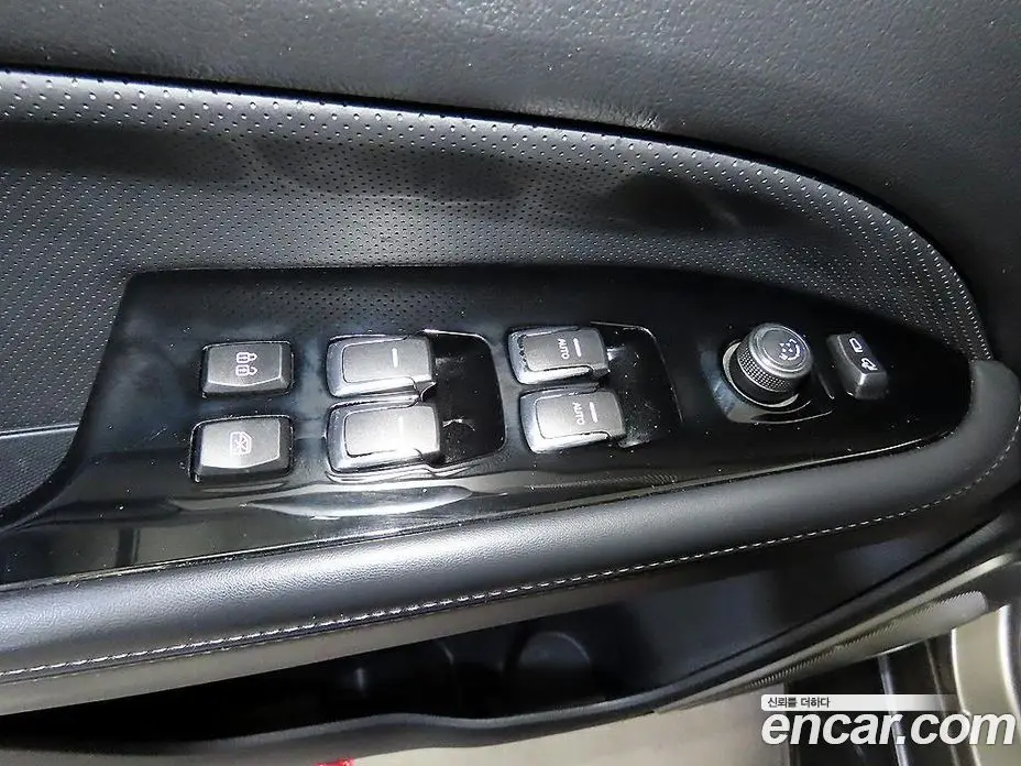 SsangYong Rexton 2017 2.2 автомат (гидро), фото 13
