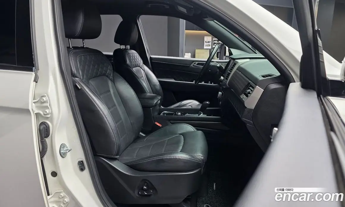 SsangYong Rexton 2017 2.2 автомат (гидро), фото 11
