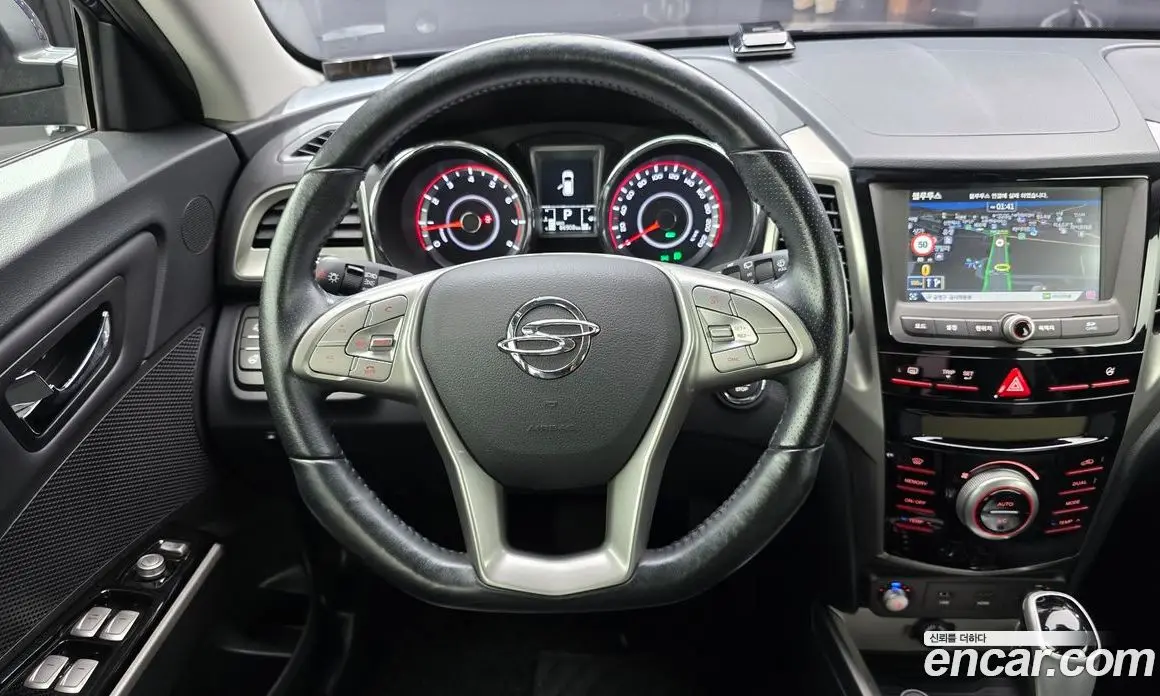 SsangYong TIBOLI 2016 1.6 автомат (гидро), фото 13