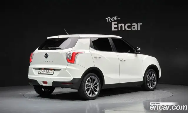 SsangYong TIBOLI 2017 1.6 автомат (гидро), миниатюра 2