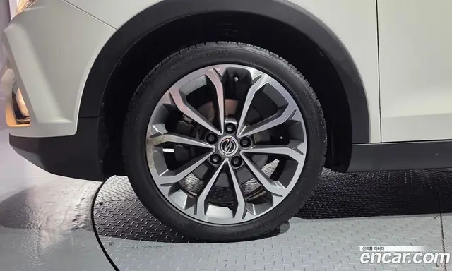 SsangYong TIBOLI 2017 1.6 автомат (гидро), миниатюра 5