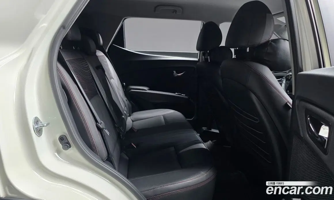 SsangYong TIBOLI 2018 1.6 автомат (гидро), фото 11