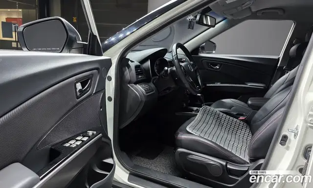 SsangYong TIBOLI 2018 1.6 автомат (гидро), миниатюра 10