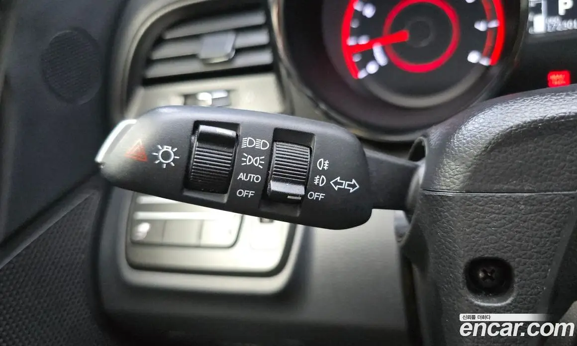 SsangYong TIBOLI 2018 1.6 автомат (гидро), фото 17