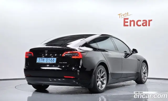 Tesla Model 3, 2022, 83 025 км