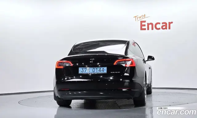 Tesla Model 3 2022 0.2 автомат (гидро), миниатюра 3