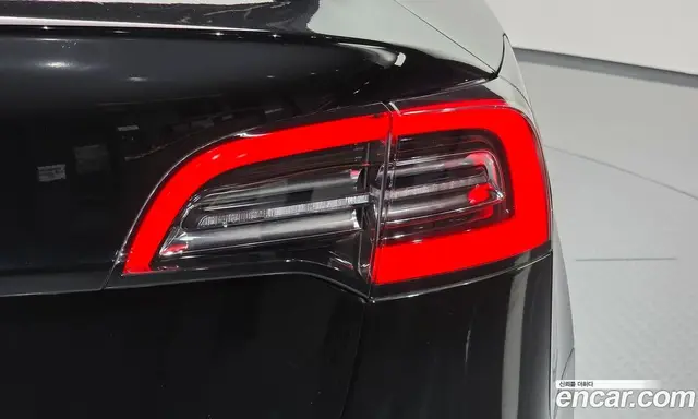 Tesla Model 3 2022 0.2 автомат (гидро), миниатюра 8