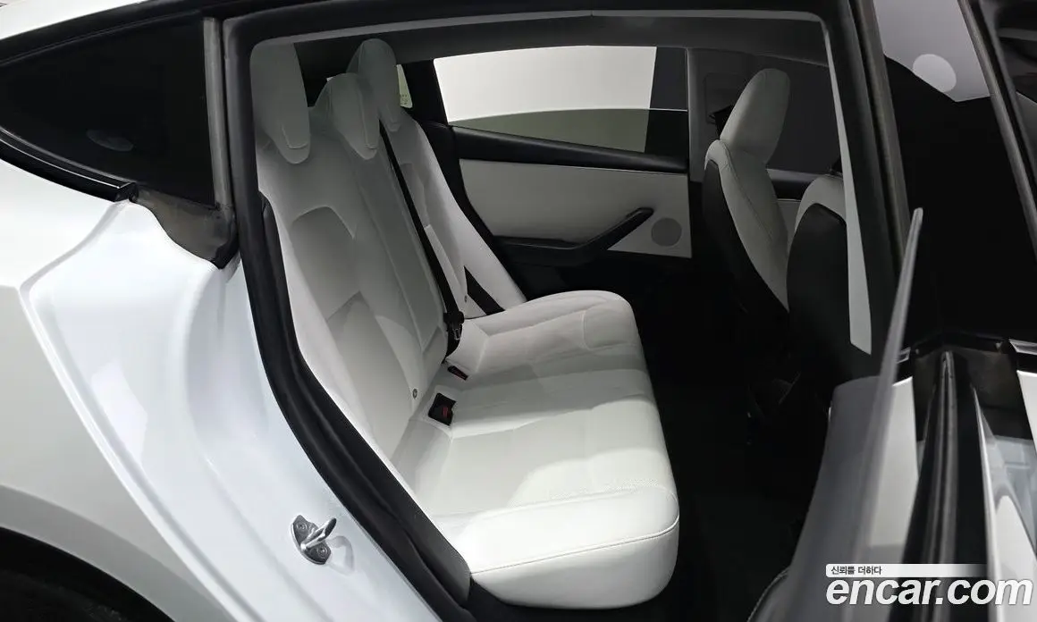 Tesla Model 3 2024 0.2 автомат (гидро), фото 17
