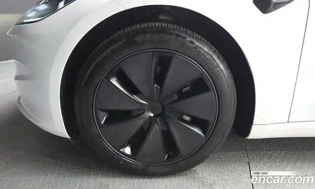 Tesla Model 3 2024 0.2 автомат (гидро), миниатюра 4