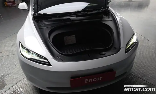 Tesla Model 3 2024 0.2 автомат (гидро), миниатюра 5