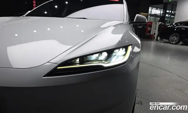 Tesla Model 3 2024 0.2 автомат (гидро), миниатюра 7